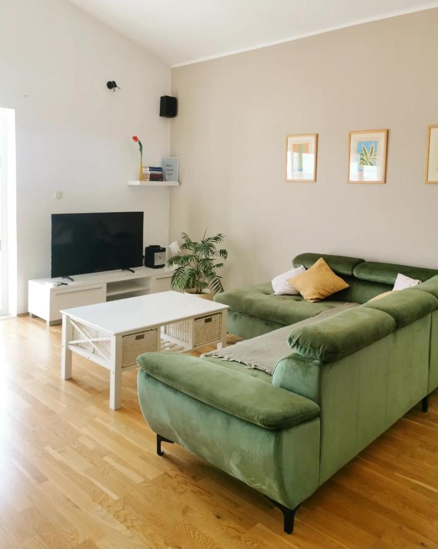 Apartman Skroza Vodice Exteriör bild