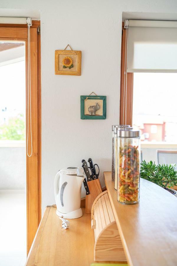 Apartman Skroza Vodice Exteriör bild
