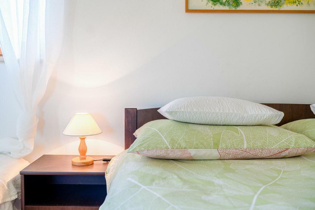 Apartman Skroza Vodice Exteriör bild